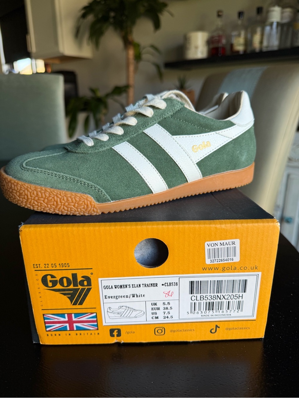 Gola Everglade Suede Sneaker with White Stripes and Gum Sole women’s 7.5